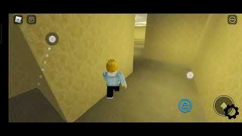 How to Get the Backrooms Ending and gnidnE smoorkcaB in Roblox NPCs Are Becoming Smart