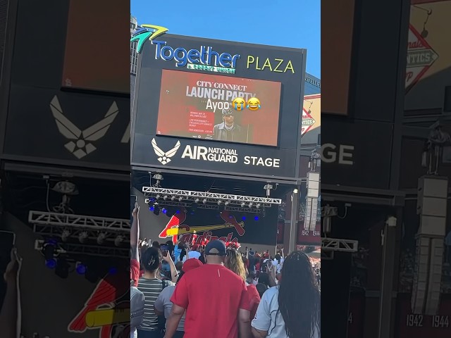 Metro Boomin played BBL Drizzy @ the cardinals game he said “best bbl in history” 🤣 class=