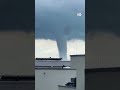 लेक कॉन्स्टेंस के ऊपर दिखा विशाल वॉटरस्पाउट (Massive Waterspout Spotted Over Lake Constance)