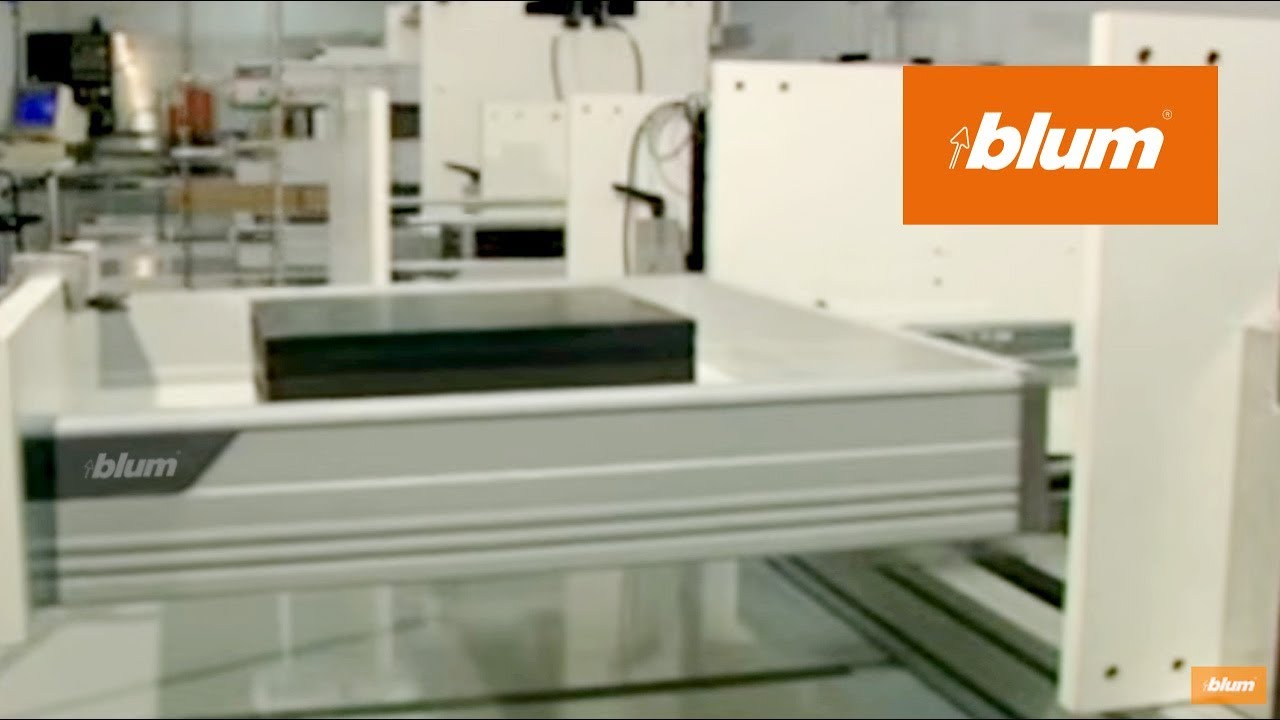 Blum testing lab for fittings and runners