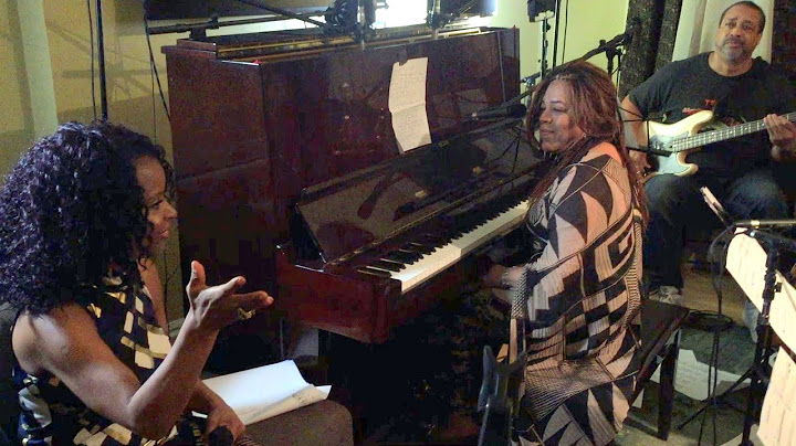 Valerie SImpson sings It's My House