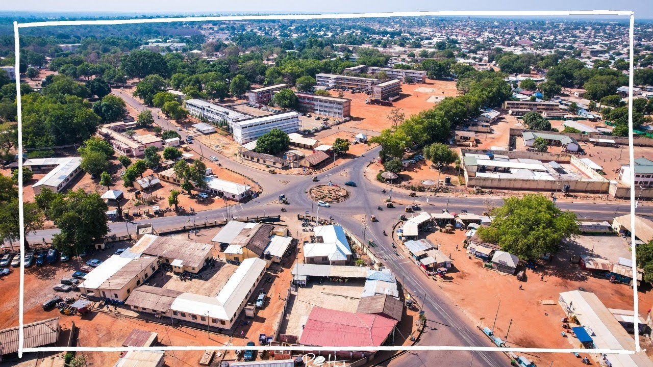 Exploring Wa, Ghana: A Scenic Journey in the Capital of the Upper West Region 🚗✨