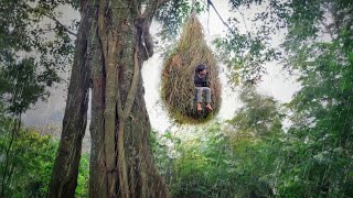 Building Bird Nest Shelter Tree House ▪︎ Solo Bushcraft Camping in Heavy Rain