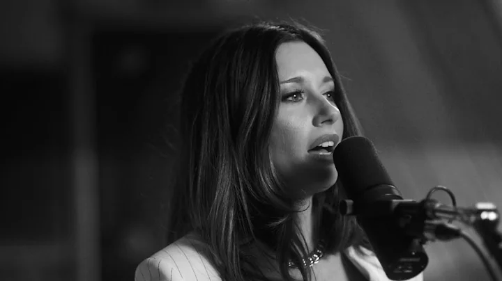 LERA LYNN // MAKE YOU OK // LIVE IN-STUDIO