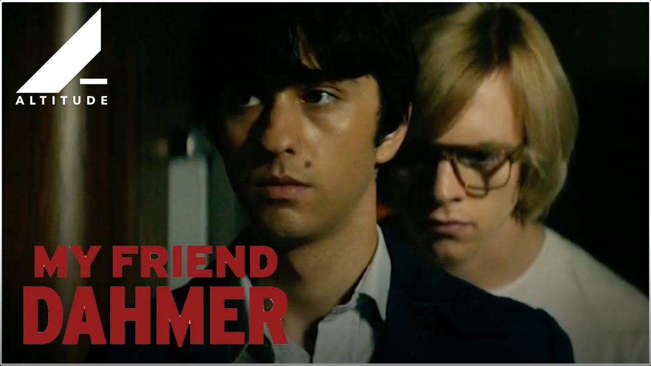 Trying To ESCAPE From Jeffrey Dahmer! | Serial Killer | My Friend