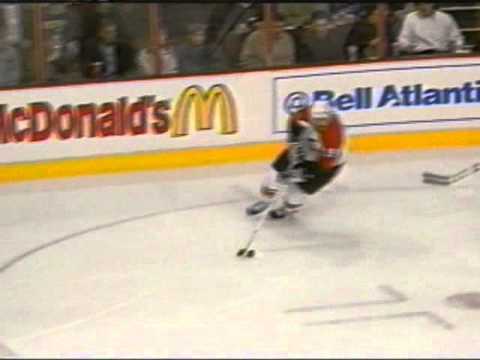 February 6, 1997 Flyers defeat Montreal 9-5 as Legion of Doom collects 16 points