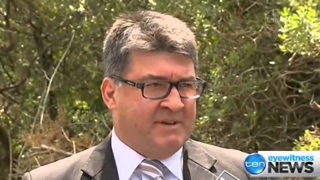 Man's body found at Beaumaris beach
    