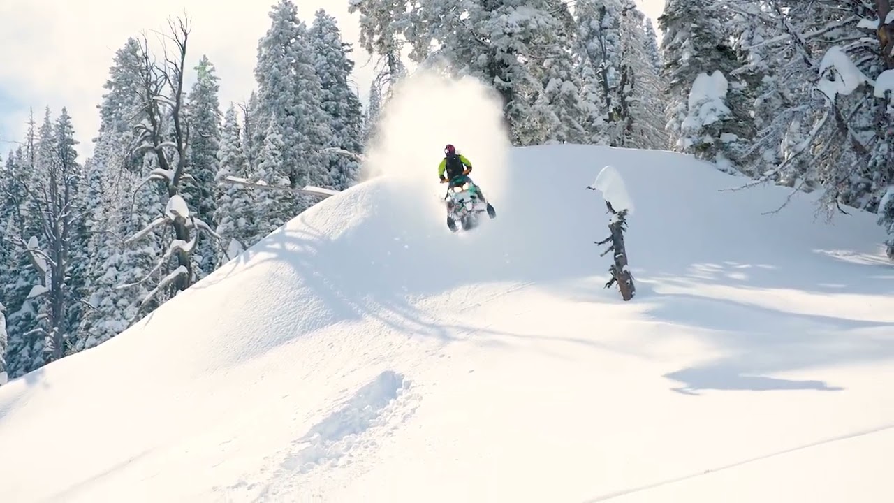 West Yellowstone | Snowmobile the Wild