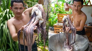 Big Octopus 3kg fired &amp; steam eating delicious😋