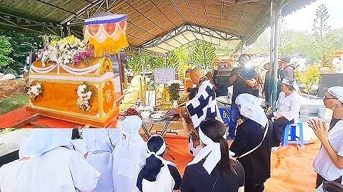 Tang lễ ông Nguyễn Văn đỡ 77 tuổi con gái khóc thảm thiết bên chiếc quan,tai hoa viên bd, tphcm .