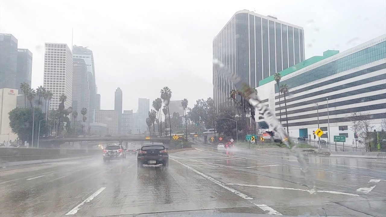 MUCH NEEDED RAIN IN THE CITY - YouTube
