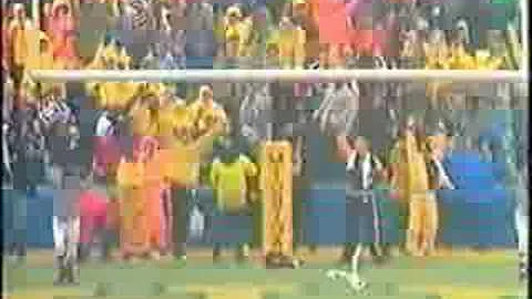 1983: Michigan vs. Iowa - Bob Bergeron's FG
