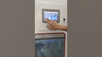 Operation demonstration of PID control system of small high and low temperature test chamber...