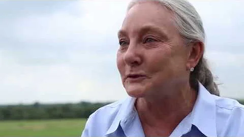 Water Heroes: How Deborah Clark uses cattle grazin...