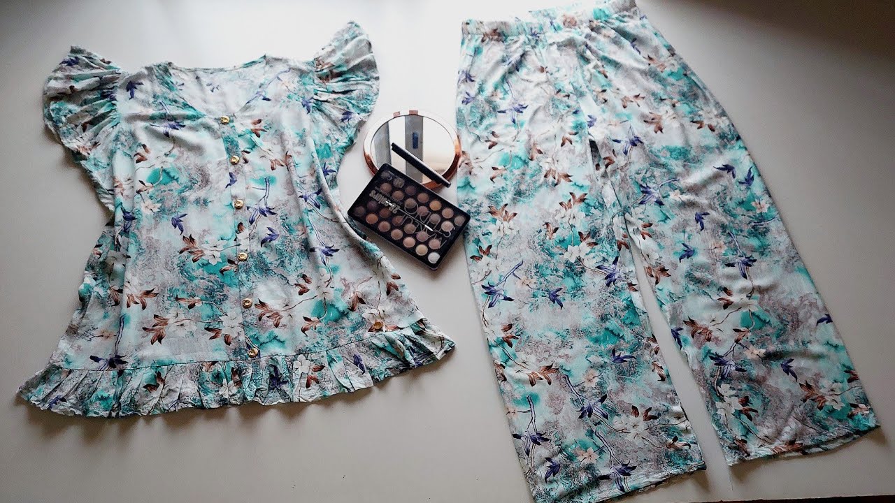 Вам больше не придётся покупать летнюю одежду. Сшейте пижамный комплект. Меньше ткани.