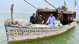 A Pakistani Village on Boats | Ancient Tribe | Boat House | Floating Village | Village Food Secrets