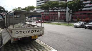 Singapore, Macpherson, BLOCK 37 Circuit Road - FUJITEC elevator - going down