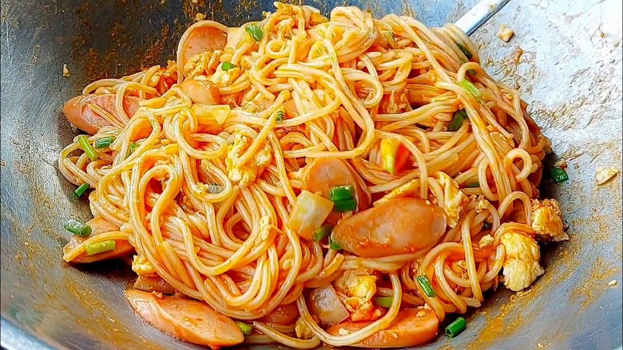 สปาเก็ตตี้ผัดซอสมะเขือเทศ อย่าลืมใส่สิ่งนี้ลงไปเวลาต้มเส้น เส้นจะเหนียวนุ่มไม่ติดกันเส้นไม่อืด อร่อย