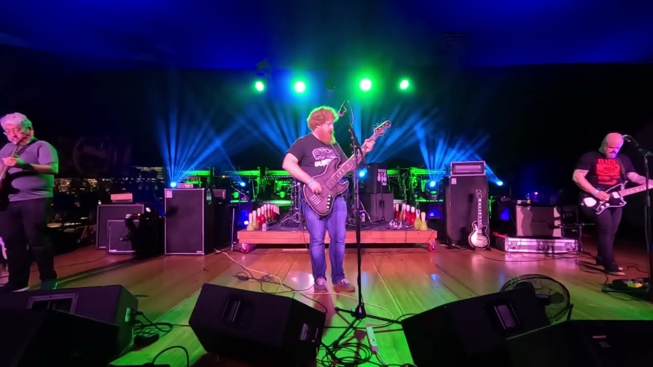 Mother Elizabeth Thorne live 2025-08-29 Westside Bowl, Youngstown, OH