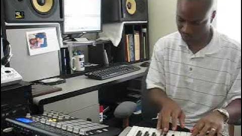 The Way - Flip A Sample Reason MPD32 Oxygen8 Sample Flip Beat | Kissing You by Keith Washington