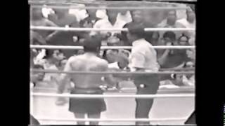 ROBERTO DURAN vs ROBERTSON 1 of 2.wmv