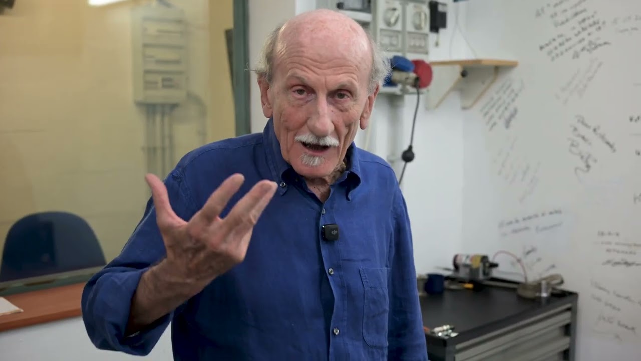 Lancia Fulvia: l'analisi dell'avantreno e il motore in sala prove.