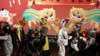歡天喜地慶豐年 大黃班(台上)