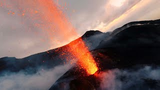 Stromboli Volcano | FPV drone flight through erupting lava