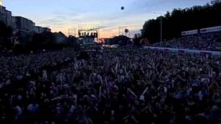 Video thumbnail of "Simply Red - Sunrise - Live from Budapest June 27th 2009"