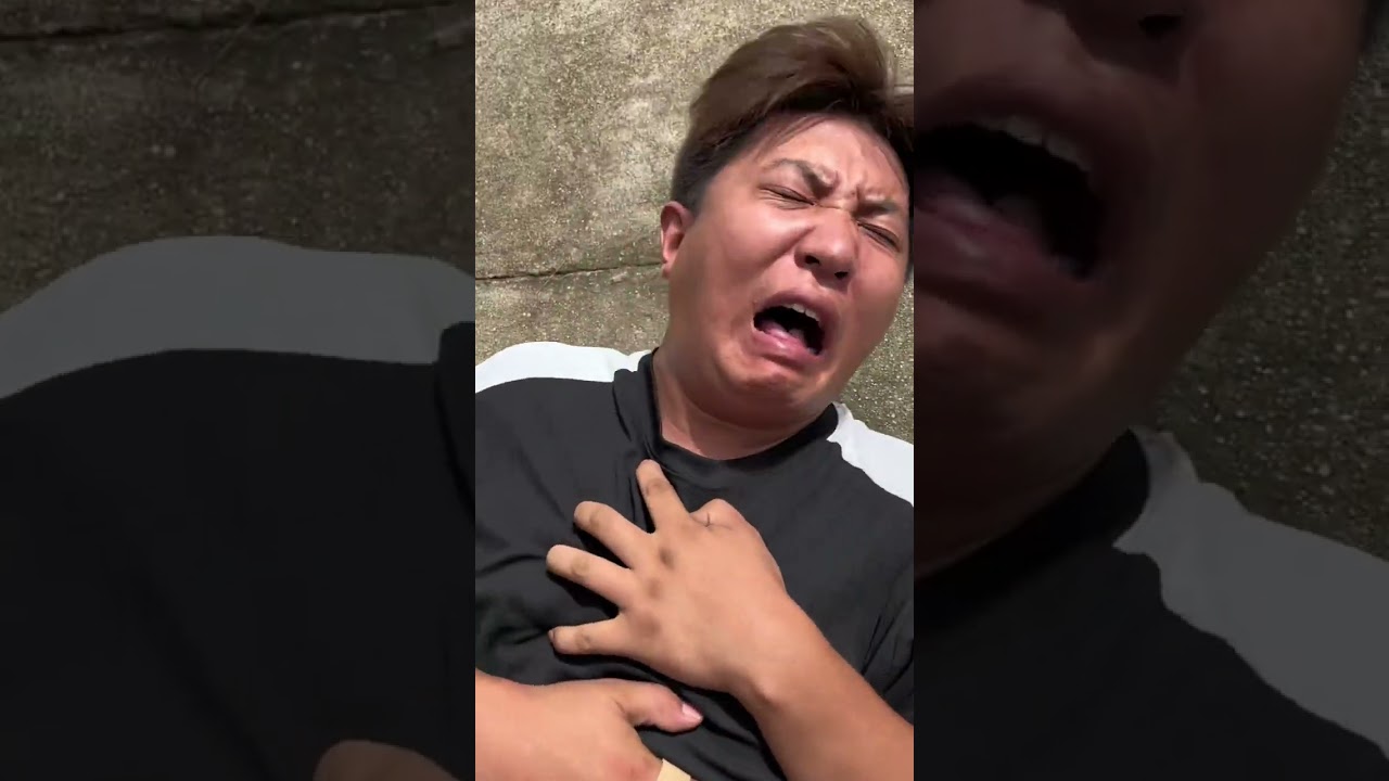 姐姐拿伸缩刀测试一家，没想到姐夫小舅子反应那么大！造孽啊 #搞笑视频 #原创视频 #一定要看到最后