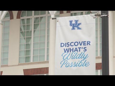 Ex-Kentucky swimmers sue former coaches, AD Barnhart alleging 'sexually hostile environment'