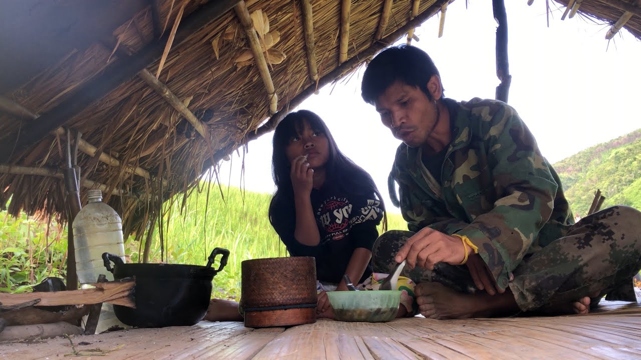 14 สิงหาคม ค.ศ. 2025พาลูกสาวเข้าไร่เสียหญ้าไร่