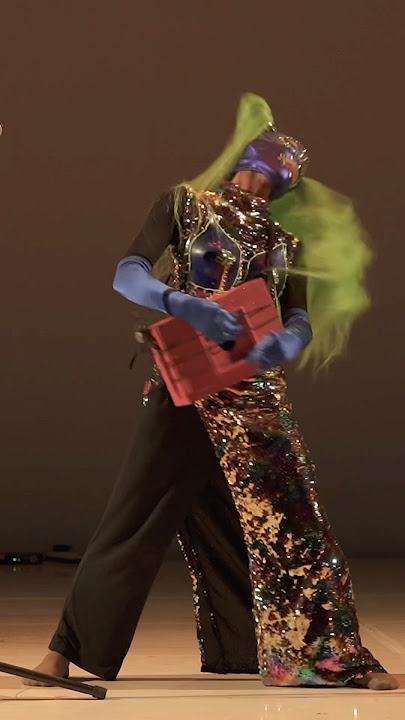 Mak Lampir Bangkit Malam ini di #performa•ARTJOG #ARTJOG2025 #Motif #AmalanARTJOG