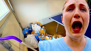 They TRASHED Our Airbnb!
The guests we had staying at our new airbnb left it totally trashed! We had so much cleaning to do it took 5 adults 3 hours to get it clean and ready for our next guests. Most guests leave the home in great condition. But this was terrible.
The Beach House is a fun family friendly channel where the Beach Family posts daily videos of their adventures throughout life! Mostly we do fun family vlogs as well as occasionally, treasure hunts, skits, games, challenges, and other family fun activities together! Thanks for joining us and we hope you love our videos!
SUBSCRIBE FOR MORE VIDEOS! http://bit.ly/1GdjNAB
Our Favorite Vlogs Playlist! http://bit.ly/1RkUJPW
Rebecca - age 35 (MOM) - The mother of all 6 of the beach family children. She is a superhuman. Full of kindness, patience, and excitement for life! She is the star of the show!
Michael - age 38 (DAD) - The man of the house. He is the business mind behind most of the families entrepreneurial endeavors. He loves to spend time with his family and his bees!
James - age 14 (SON) - He loves to play piano. But his friends at church are his top priorities at this point.
Corbin - age 13 (SON) - He loves school and playing with his friends! He plays very well with his little siblings and loves to make them laugh and read stories to them.
Elizabeth - age 11 (DAUGHTER) - She is so excited to have a little sister! Ellie is sweet and smart! She loves to do gymnastics and is really good at reading.
Charles - age 9 (SON) - He is so full of love! He is friends with everyone and loves to give compliments and make people laugh with his jokes.
Max - age 5 (Son) - Our youngest boy! He loves to play with his siblings and copy anything they do! He is a great brother and we love his smile! He likes to get into trouble with honey.
Honey - age 2 (Daughter) - Our newest addition! She is learning to talk and loves to dance to music!
All our music comes from Epidemic Sound! They have the best audio library!
https://share.epidemicsound.com/lemfci
#TheBeachHouse #airbnb #cleaningfee They TRASHED Our Airbnb!