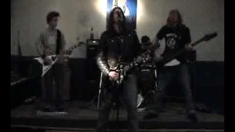 Hellwalkers live at MCP apache, 2009