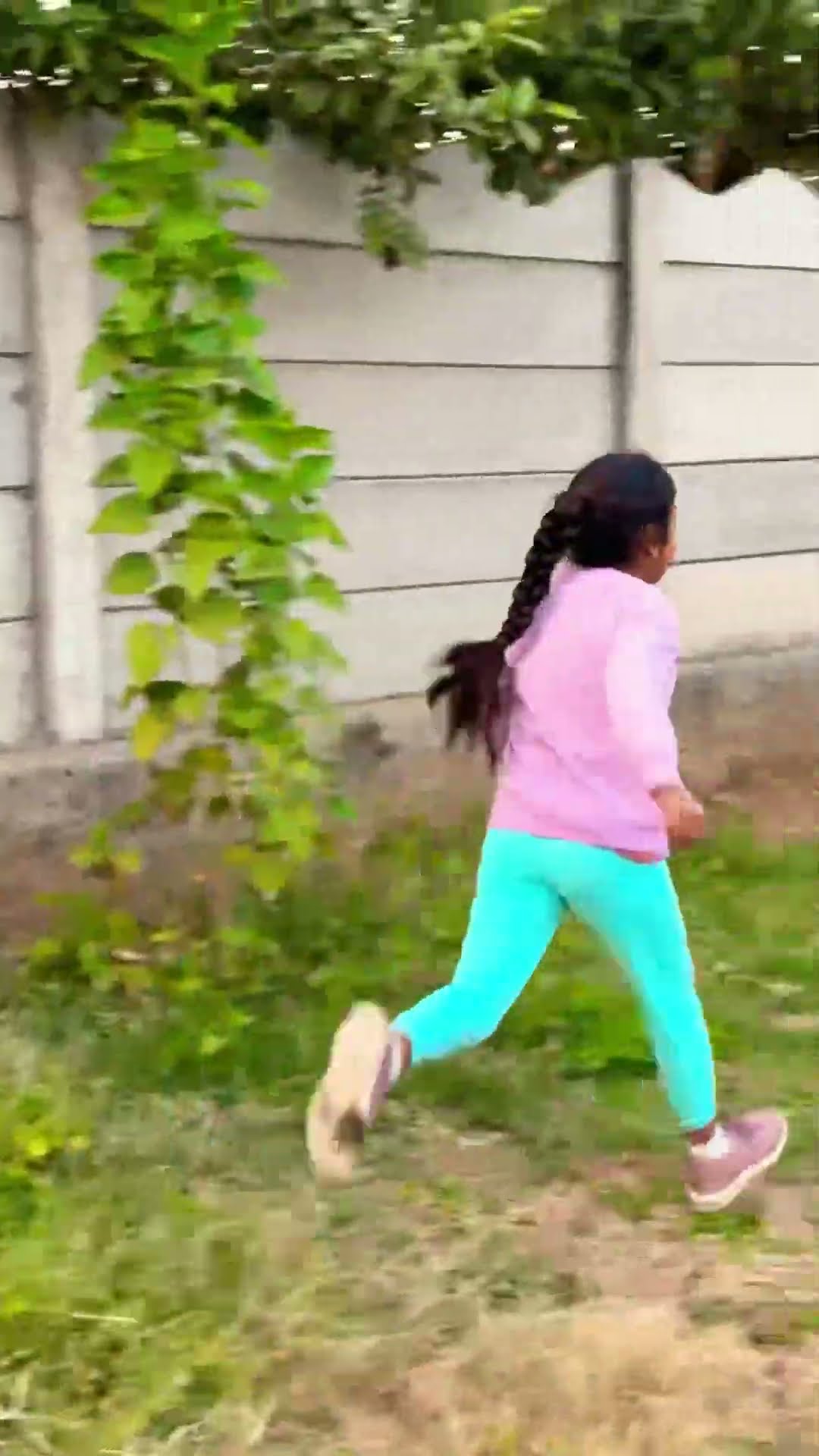 Saved the children ??? #shortvideo #funnyvideo
