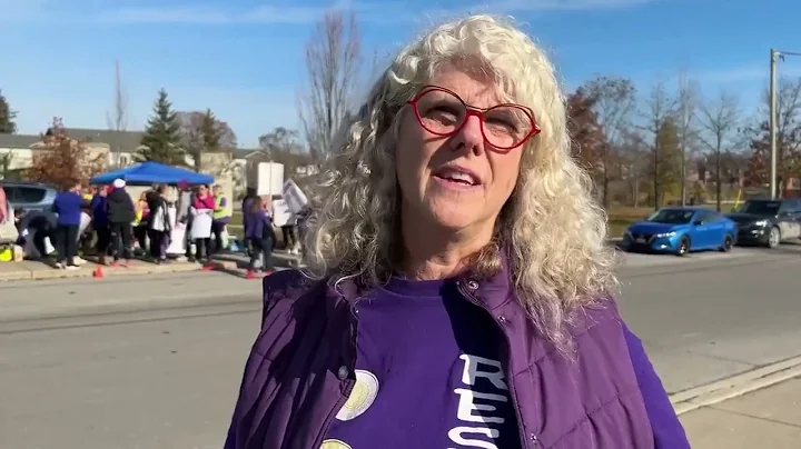 Hundreds Of CUPE members protest in front of MPP L...