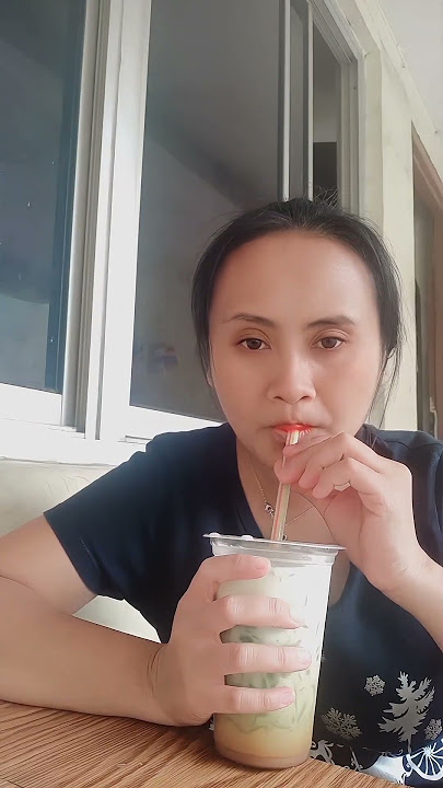 Minum es dawet siang-siang gerrrr #shortvideo #hiburan #fyp