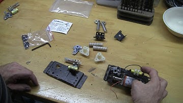 Rebuilding pinball flippers on Gottlieb System 3 Waterworld Pt 1 - PinballHelp.com