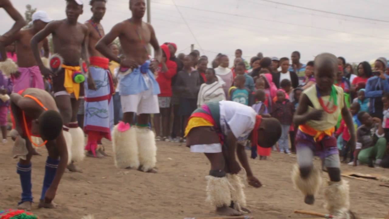 Traditional dance mchongolo bushbuckridge YouTube