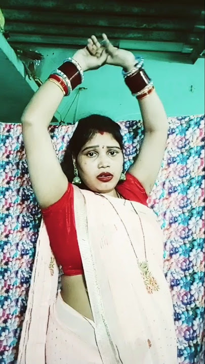 Balmuva dahradun gaine nandi #bhojpurimusic #dancemusicmasti #sorts