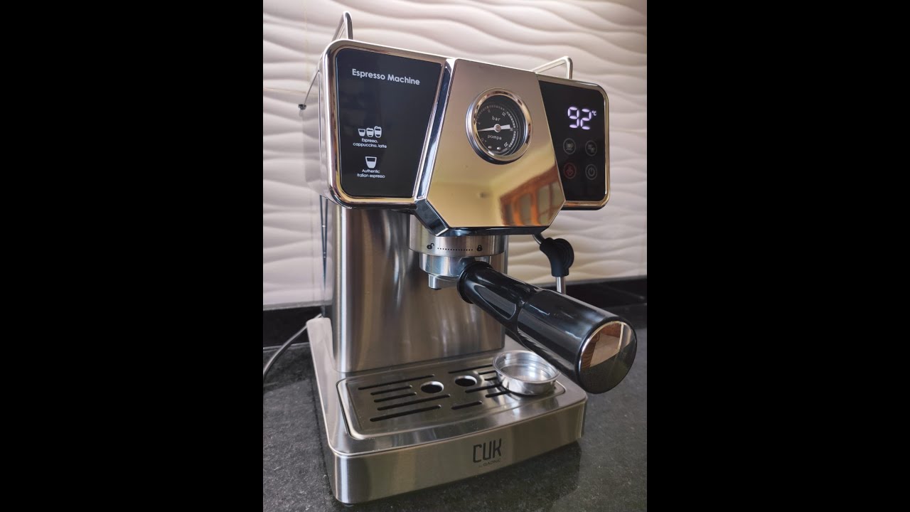 Cafetera Express Gadnic CME08 Home Pro 1050W 19 Bar Con Espumador