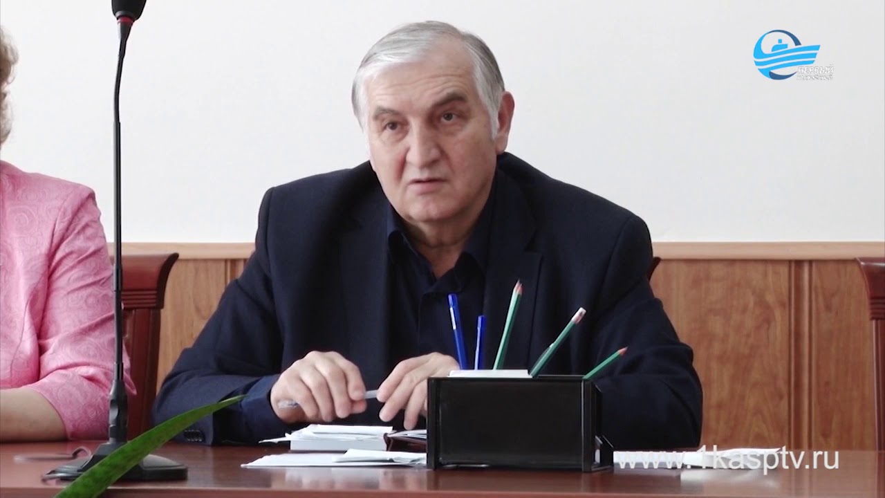 О событиях и происшествиях в Каспийске доложили Муниципальные службы на аппаратном совещании