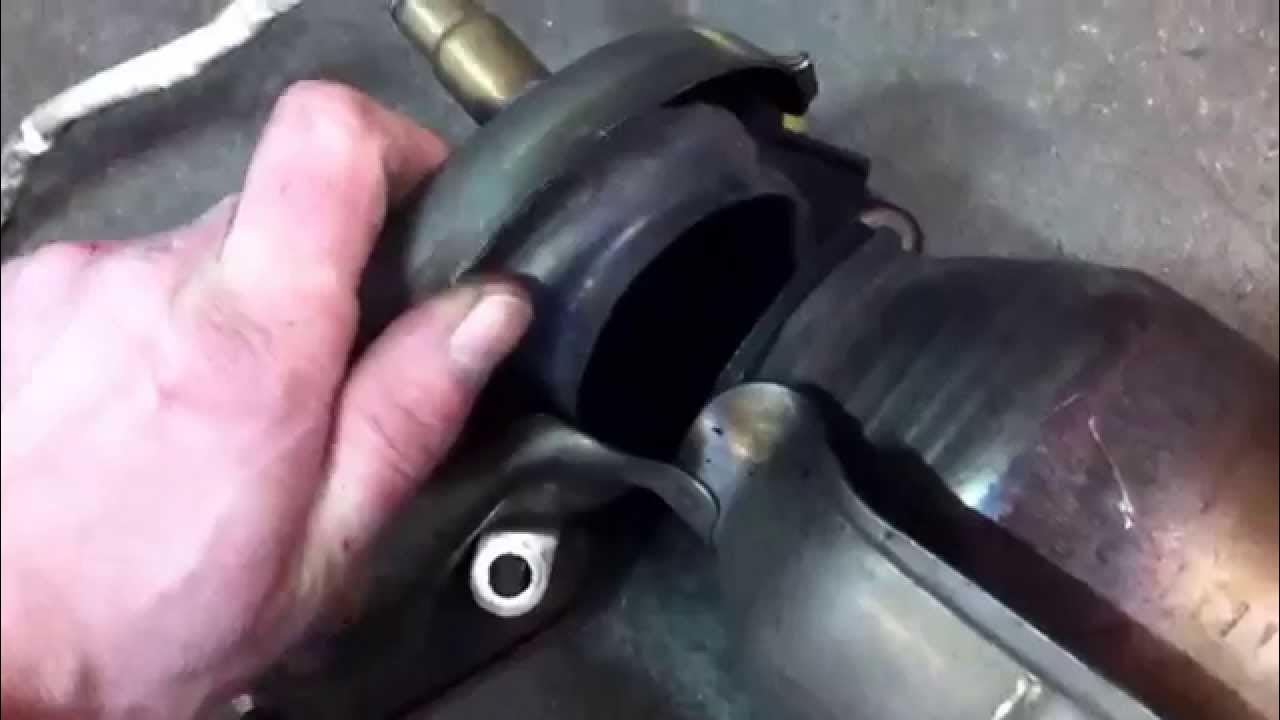 Toyota Aygo. Catalyst Problem.Catalyst and exhaust manifold broken
