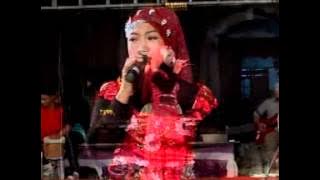 Atina Qasidah - Sajadah Merah