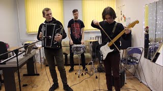 John 5 - The Castle (original cover by my students from Saint-Petersburg RUSSIA)