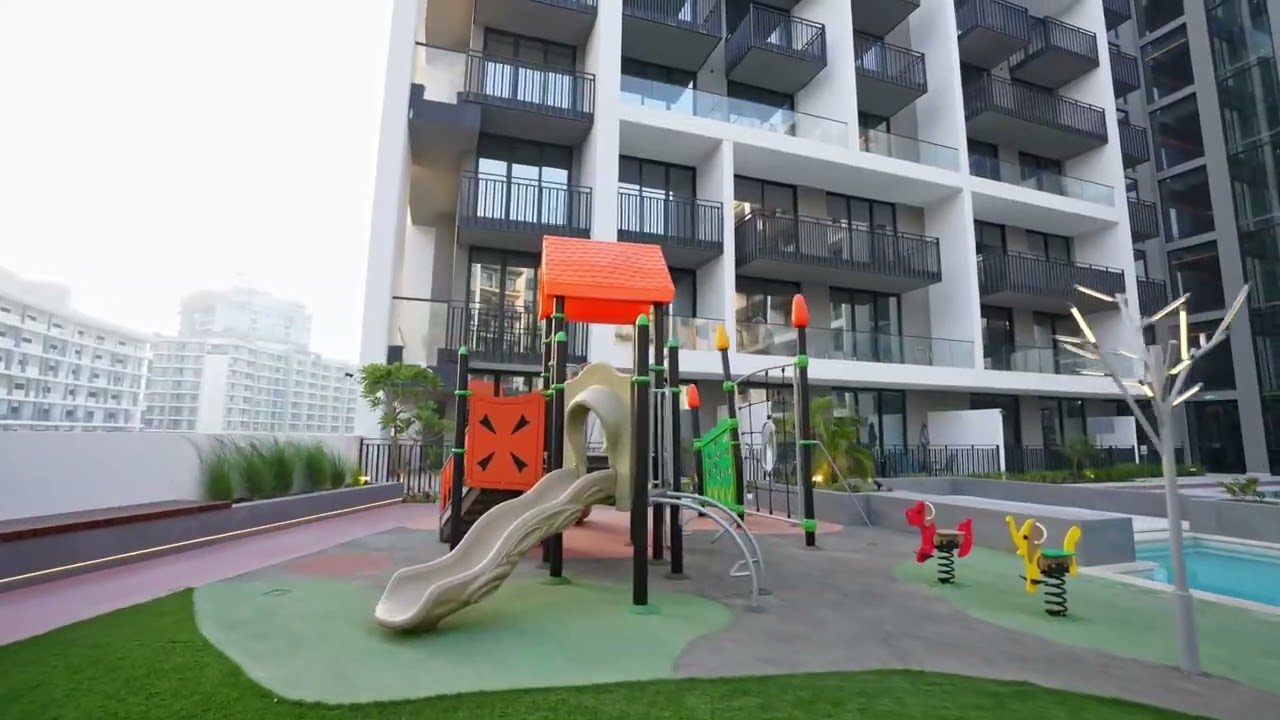 HMB HOMES SHOW   WALKTHROUGH