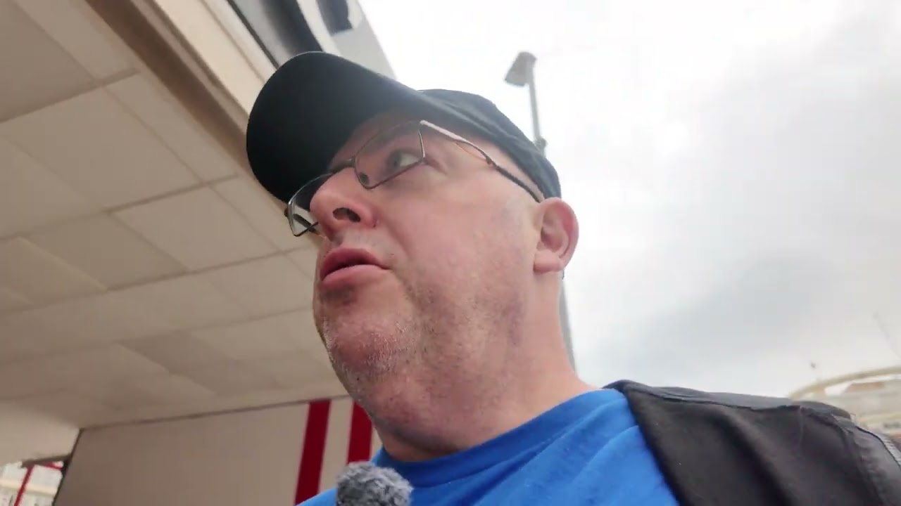 Benidorm Christmas 4K Walking tour  Best Travel Guide 2026 Merry Christmas Everybody