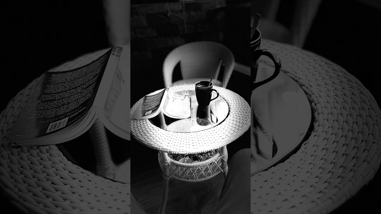 Balcony reset coffee, a page & city calm. 30s to recharge.