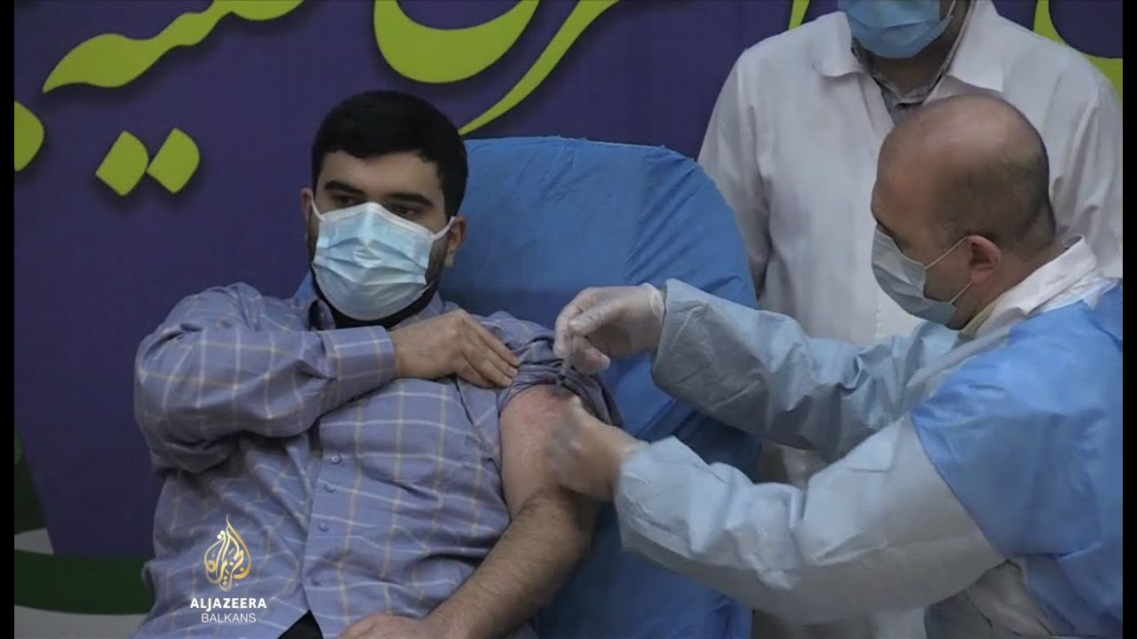 وصلت أولى شحنات اللقاح الروسي إلى إيران